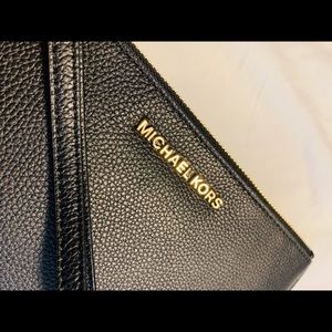 Michael Kors wristlet